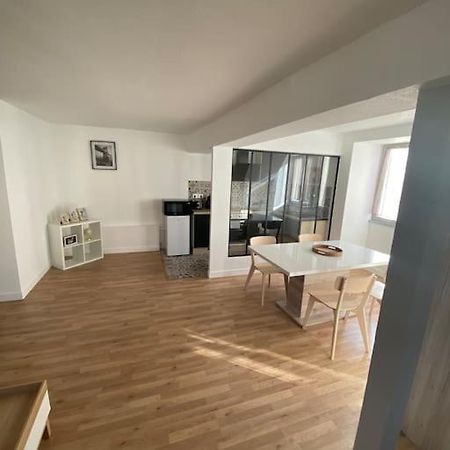 Appartement T2 Centre Ville 돌 외부 사진